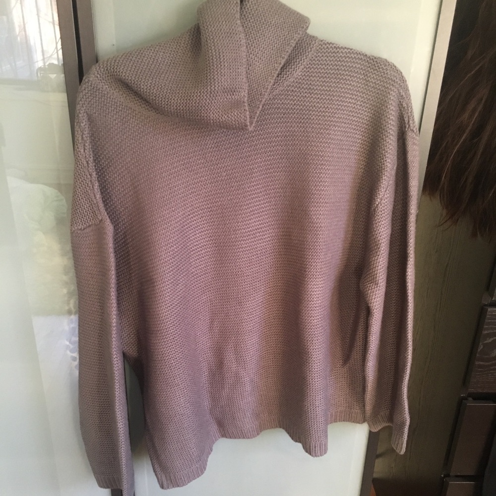 Grey sweater
